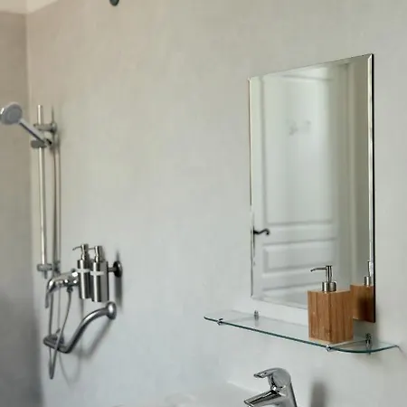 Bed & Breakfast La Maison Du Gasseau 4*