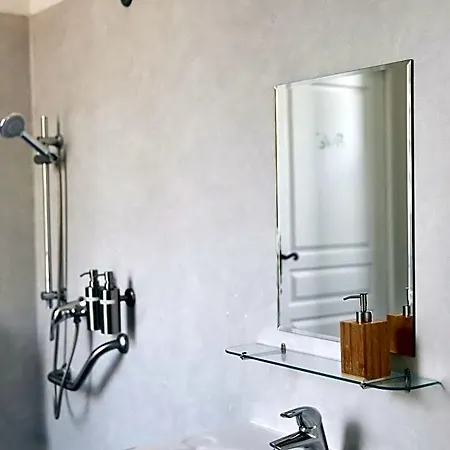 Bed & Breakfast La Maison Du Gasseau 4*