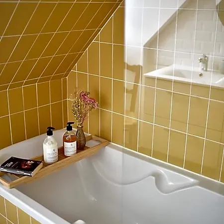 Bed & Breakfast La Maison Du Gasseau 4*